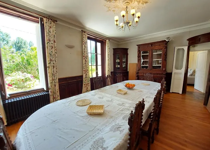 Chateau De Villa Marsais